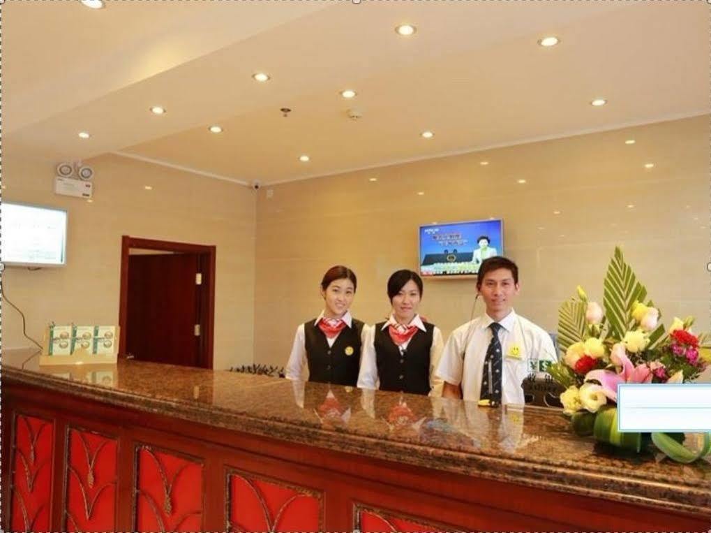 Greentree Inn Hainan Sanya Chunyuan Seafood Square Express Hotel Exteriör bild